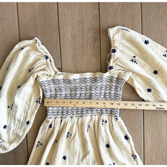 Free People Dahlia Jumpsuit Size Small Smocked Embroidered Boho Prairie Cottage - Picture 8 of 10